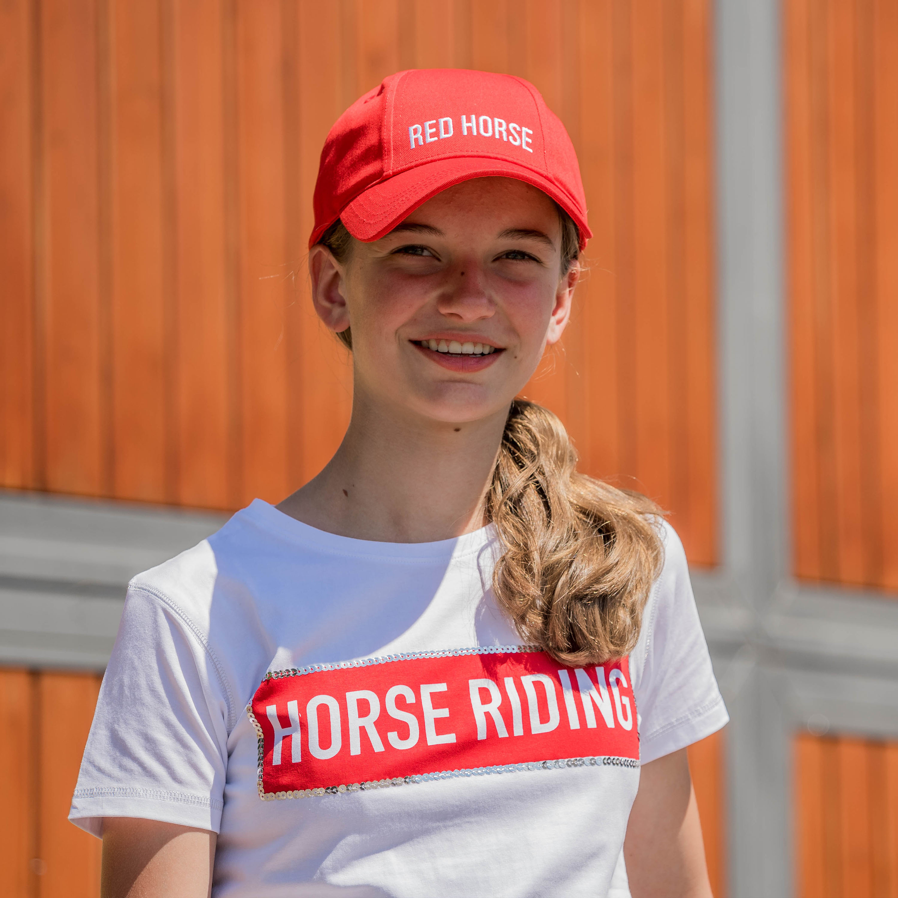Dětské tričko s dekorativním potiskem Red Horse